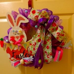 Mesh and ribbon eater wreathe